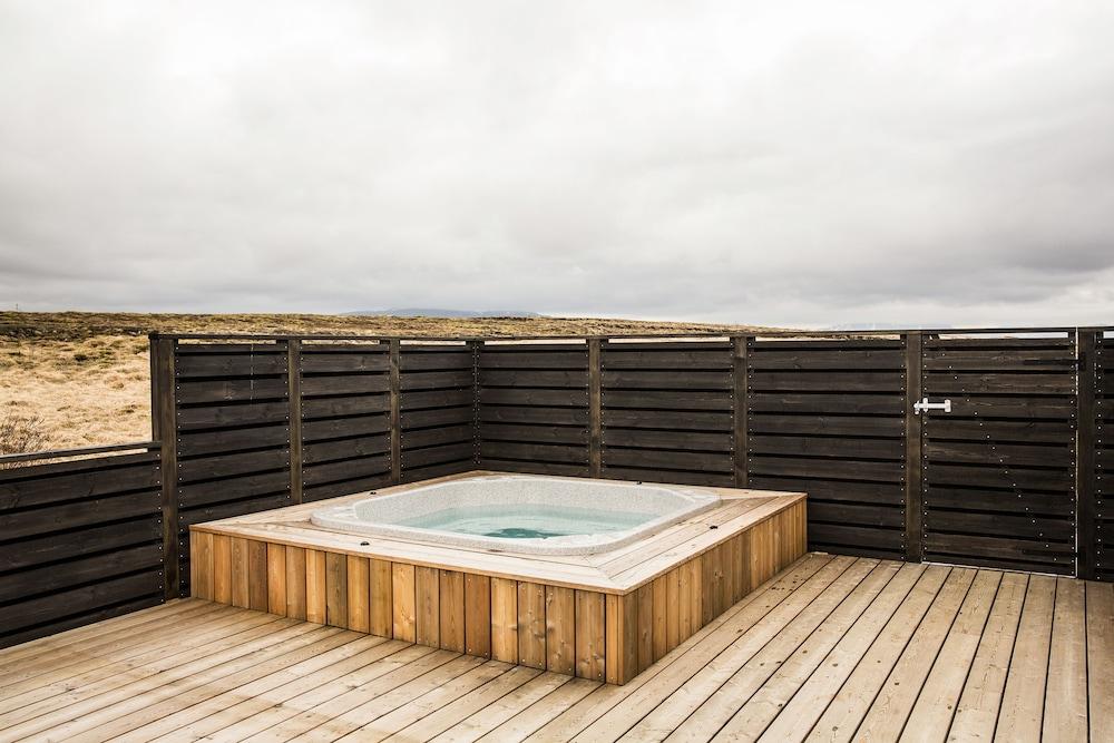 Gullfoss & Geysir Luxury Cabin 1