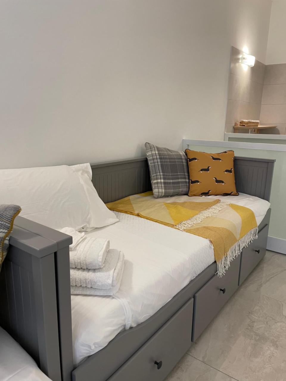 Entire Central Valletta Home 1