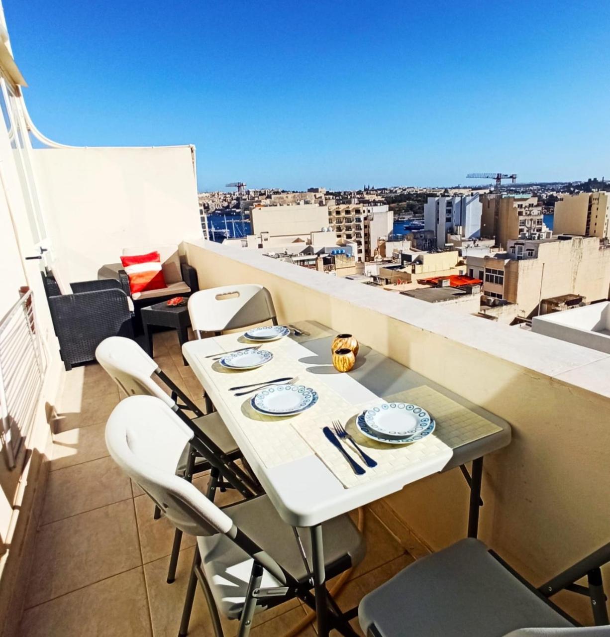 Spacious Fully Equipped Apartment in Sliema 1
