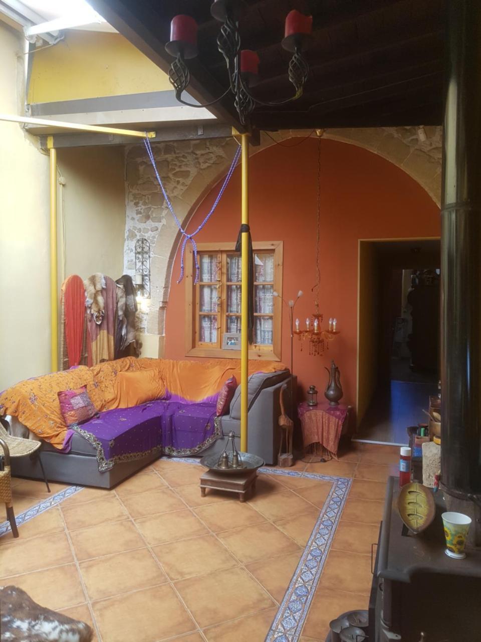 Sylvias Antique House 1