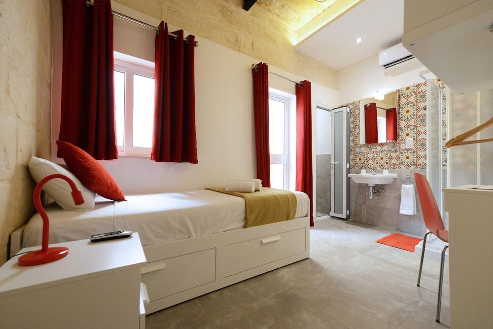 Valletta Boutique Living Hostel (Adults only)