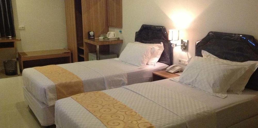 Hotel Pacific Makassar 1