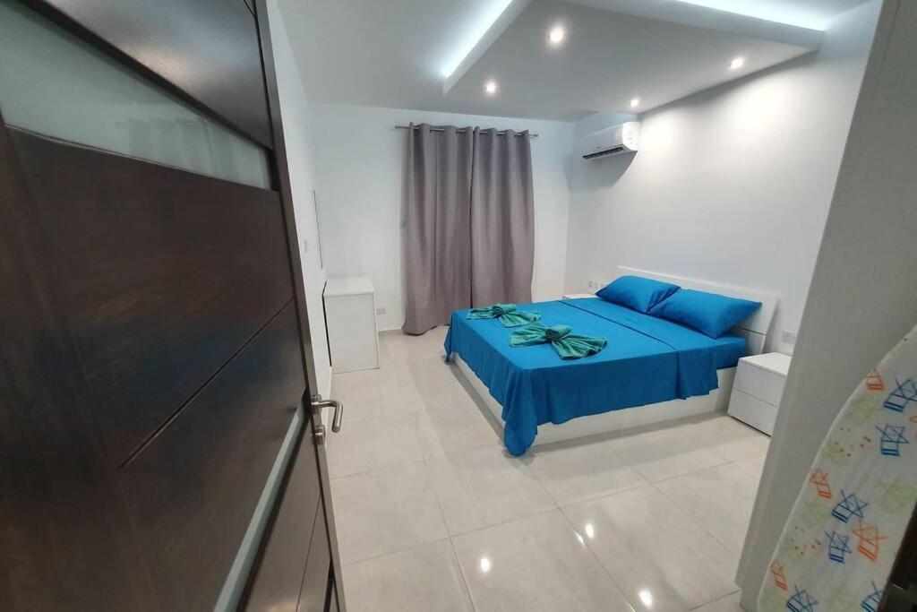 Seaview 2 Double Bedroom Modern Apartment 2