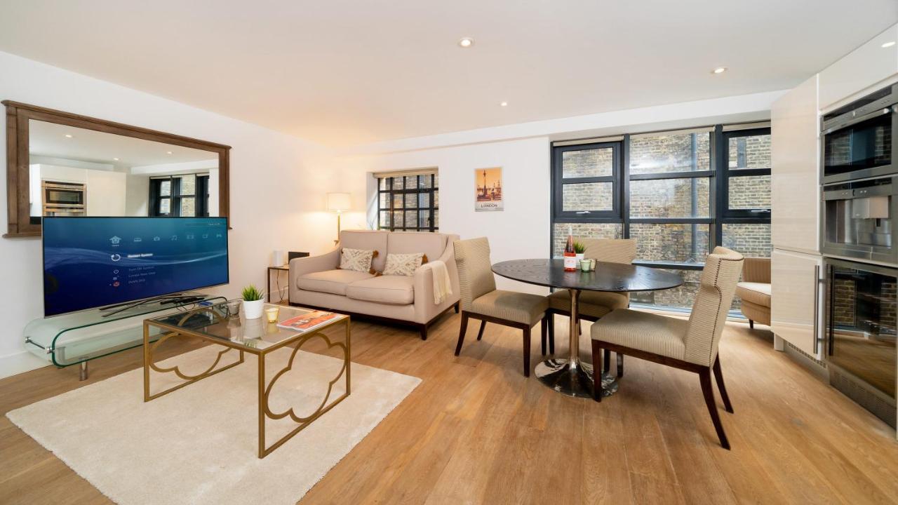 Duplex 2 Bedr, 3 Beds, 2,5 Bath Trafalgar Square 1