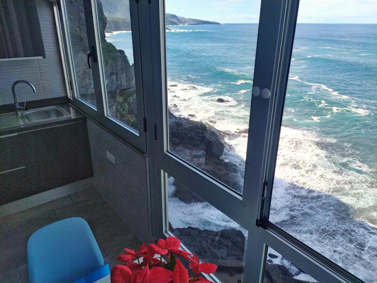 Lavagalerie Meeresblick 1 Reihe 2