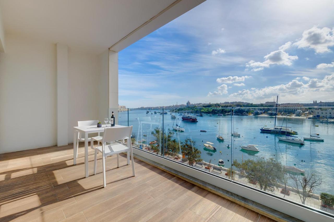 Superlative Apartment with Valletta And Harbour Views 1