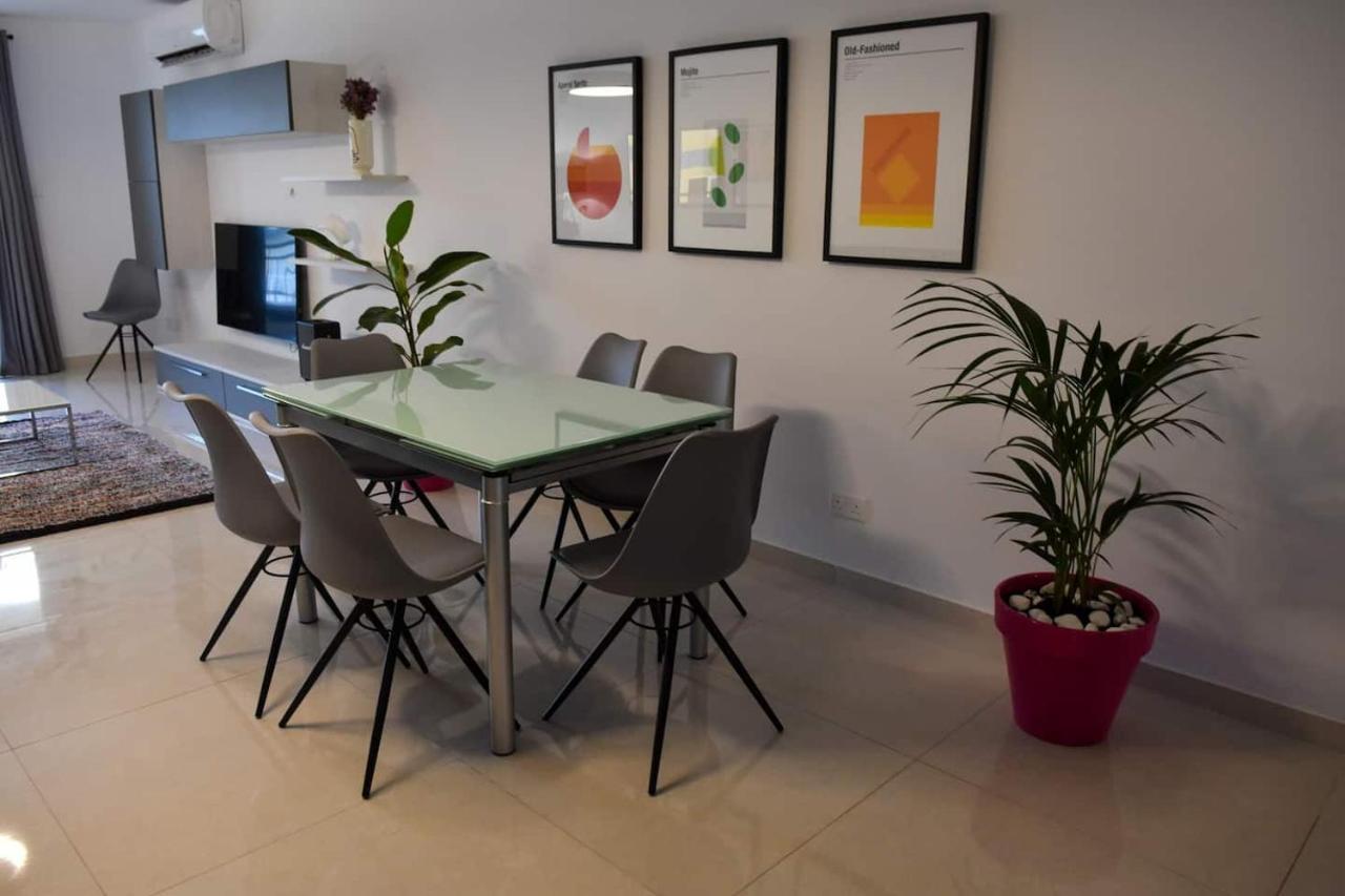 Voguish 3 Bedroom Apartment 1