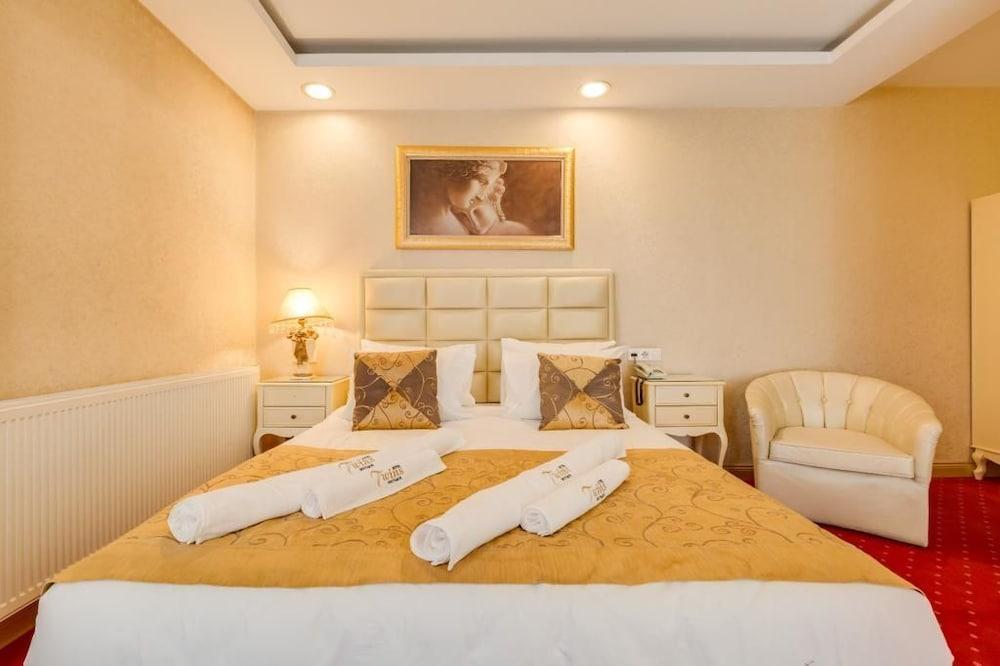 Twins Boutique Hotel 2