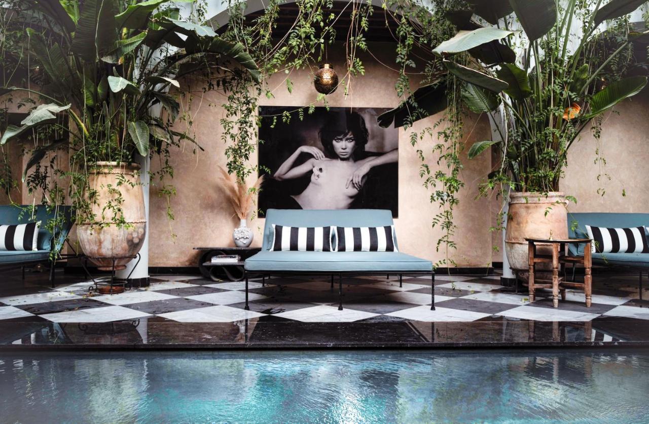 Sakkan (Adults Only) 1