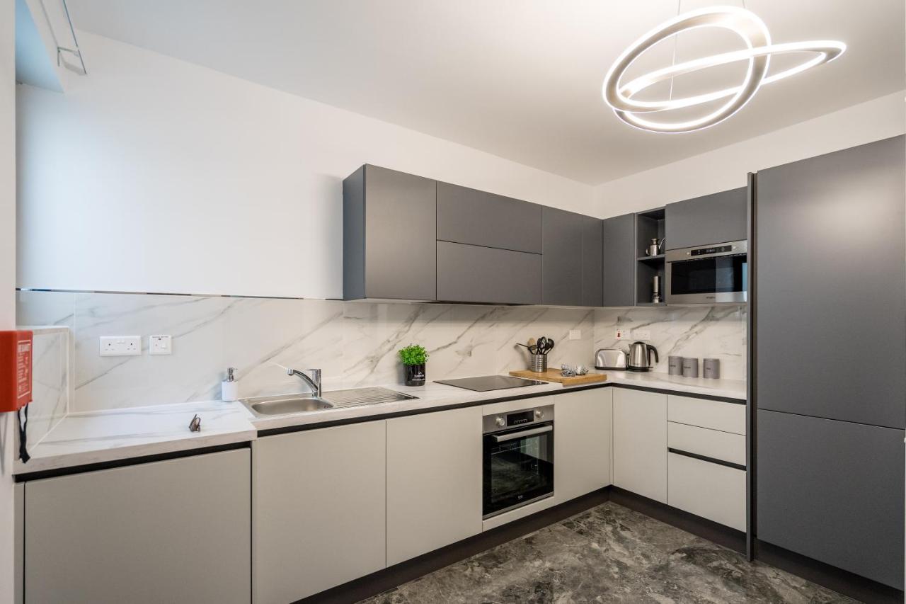 Tulip Court Penthouse Brand New-2 Min From the Sea-Central Bugibba 1