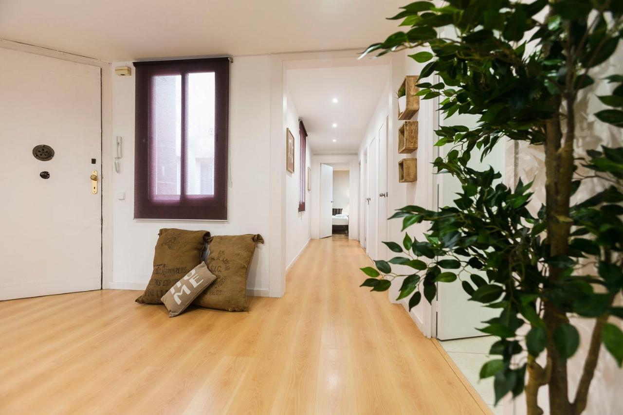 Be Barcelona Plaza Catalunya 1