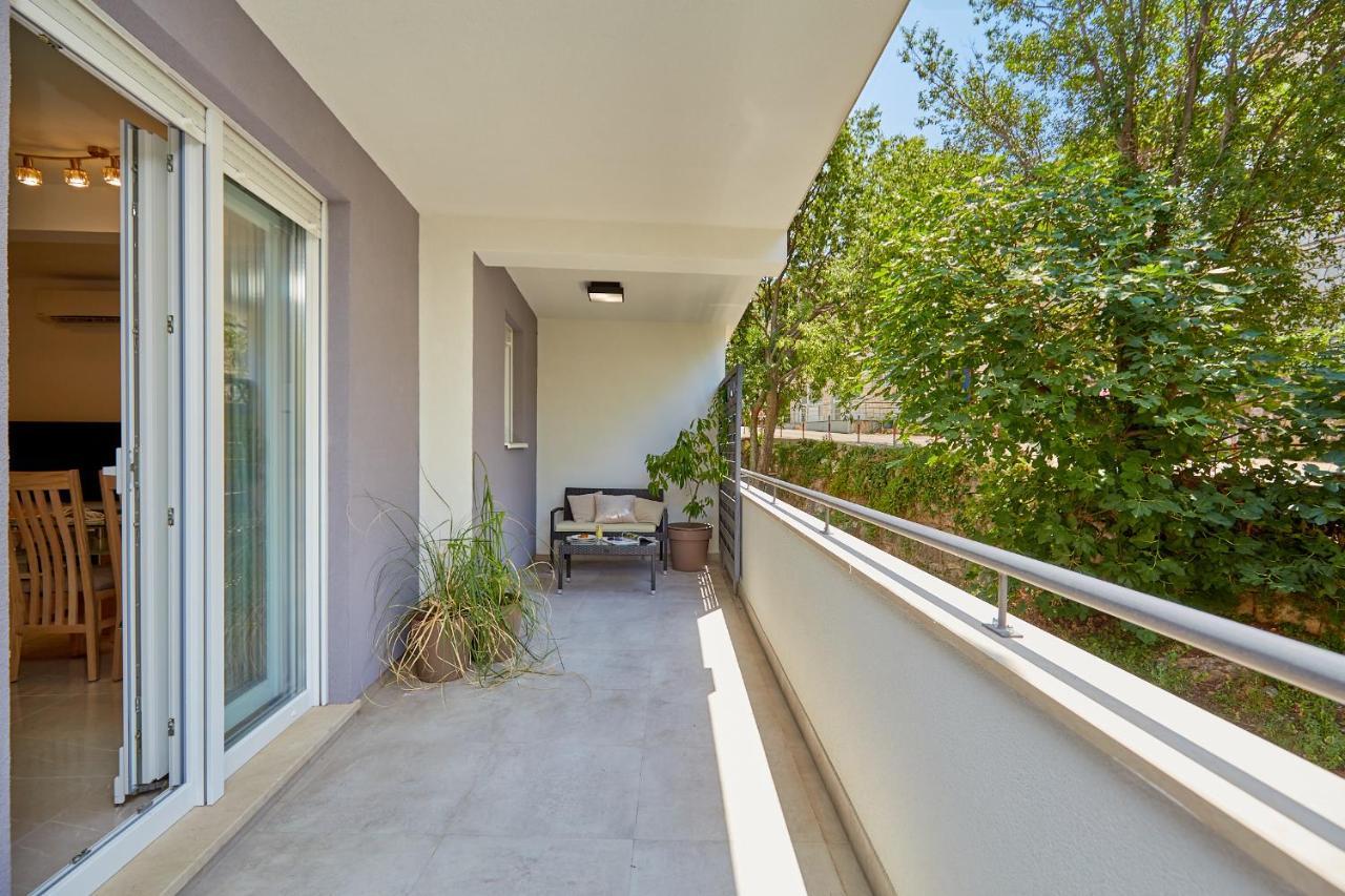 Hedera Estate, Hedera A36 1