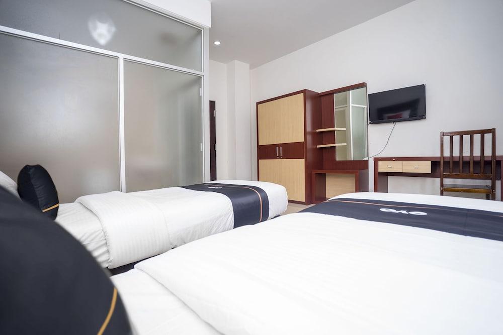 Des Guest House by Oyo Rooms 1