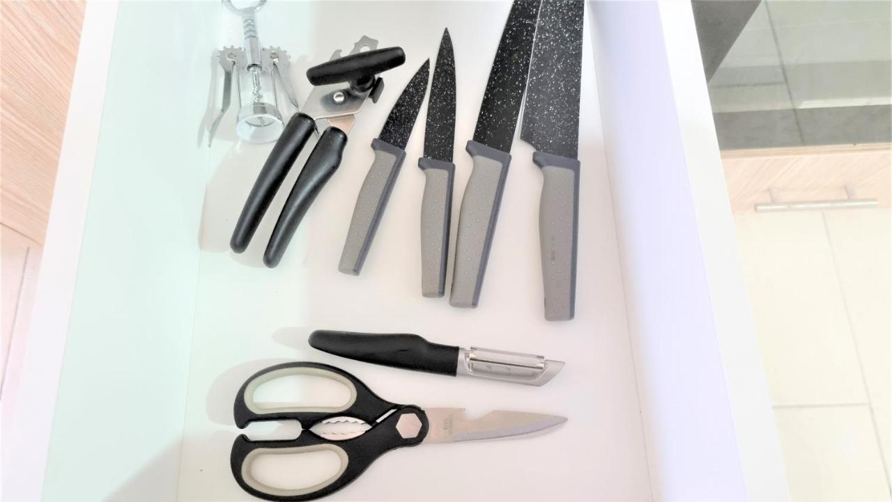 Spacious Lightflooded 2br Apt / Near Center & Harbour