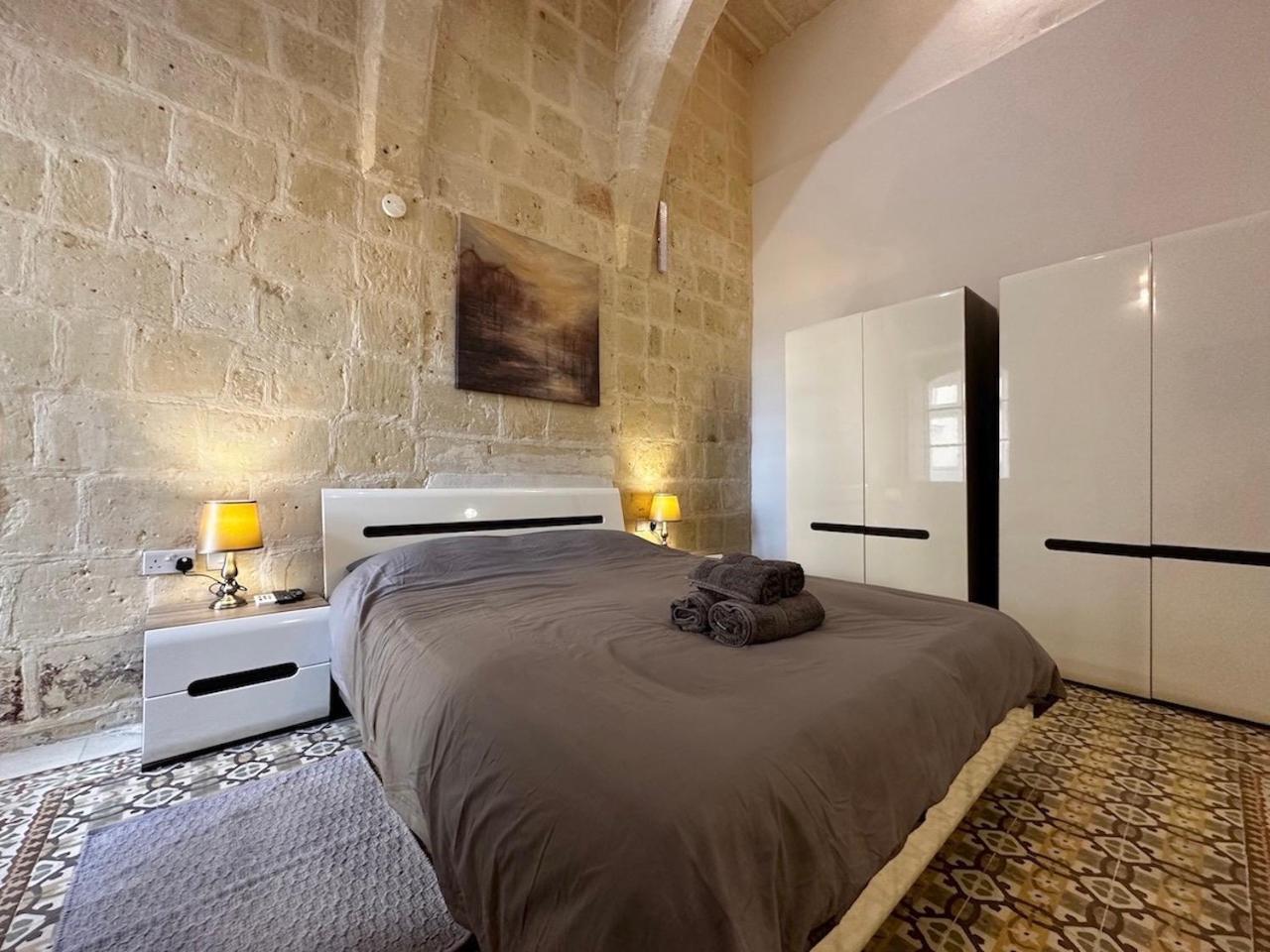 Capital City Apartment 2