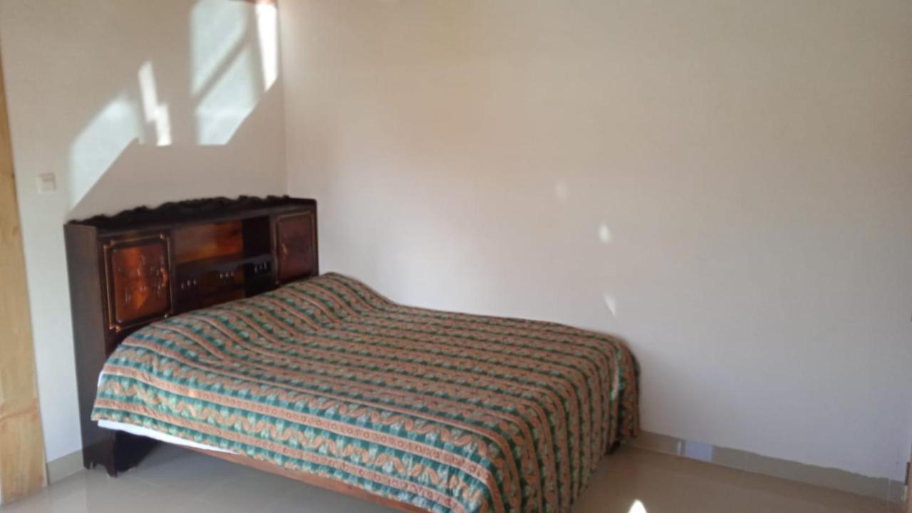 The Singki Home Family 1