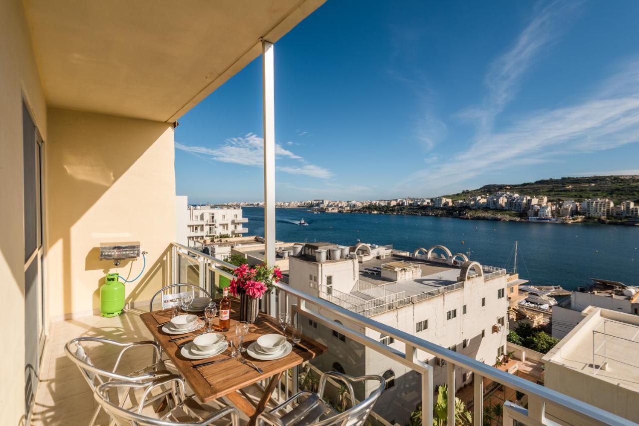 Bayview 2 Bedroom Seaview Apartment with Large Terrace with Panoramic Views - by Getawaysmalta 1