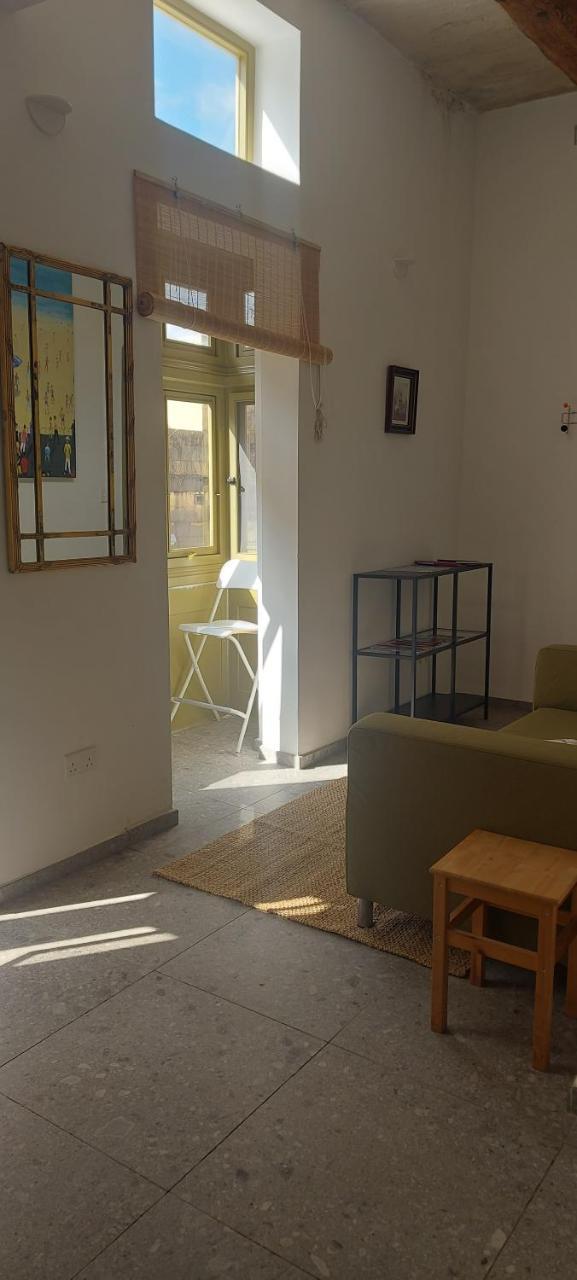 Gunlayer Apartments - Flat 3 (Adults Only) 1