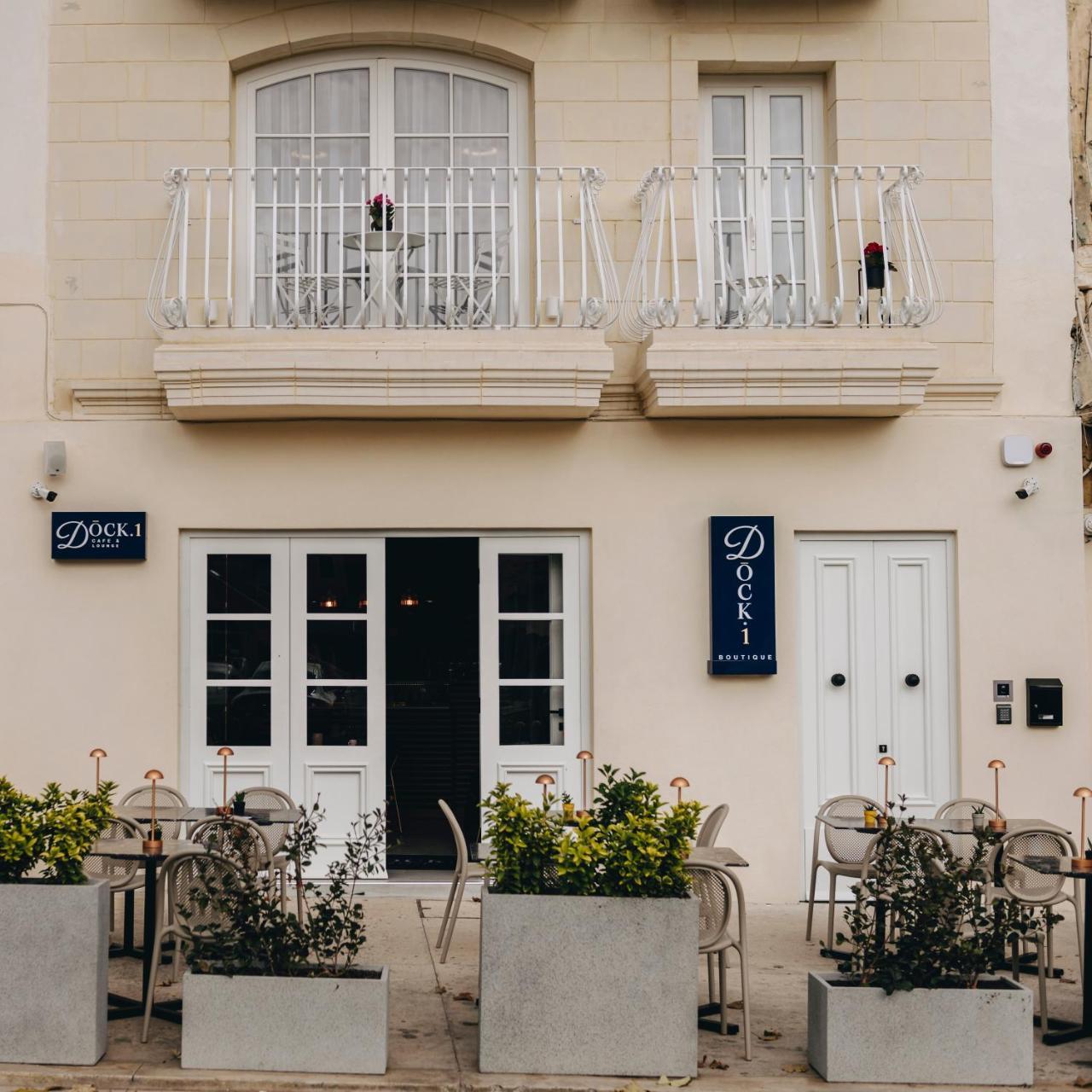 Dock 1 Boutique Hotel 2