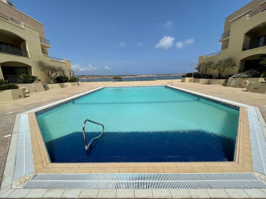 Spacious Luxurious Apartment with Seaview 1