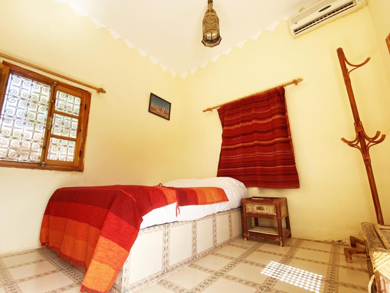 Guest House Defat Kasbah 1