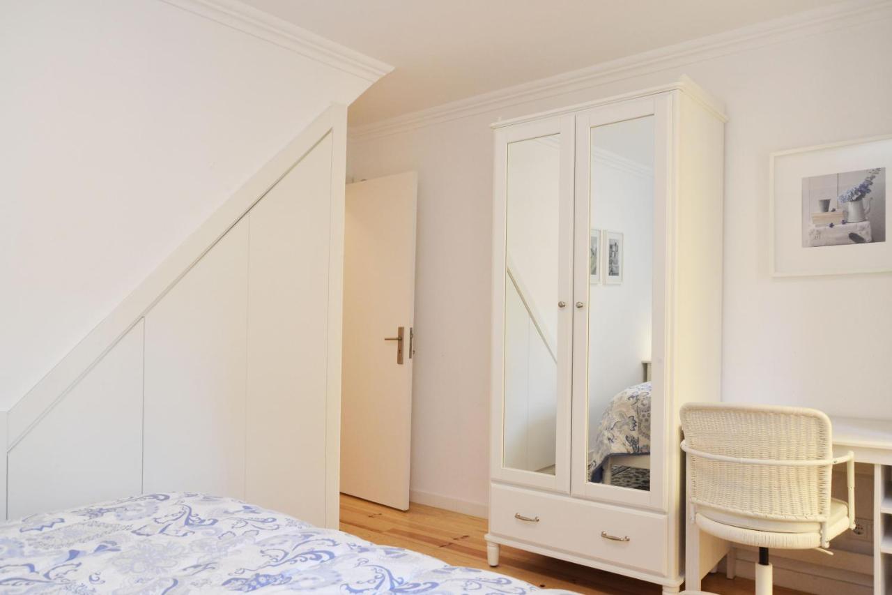 Santana 2 - Checkinhome (Adults Only) 2