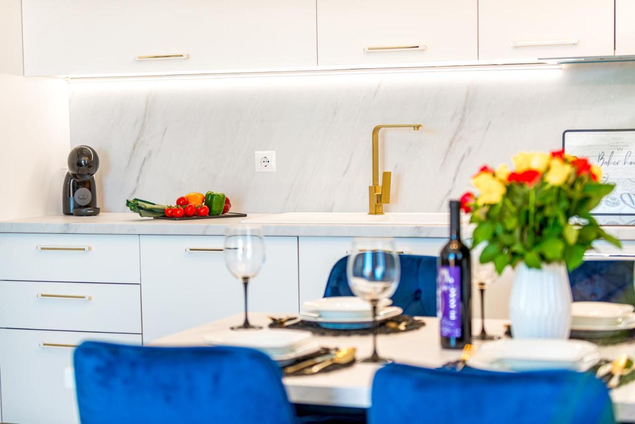 Bluesky Deluxe Apartment Free Parking 2