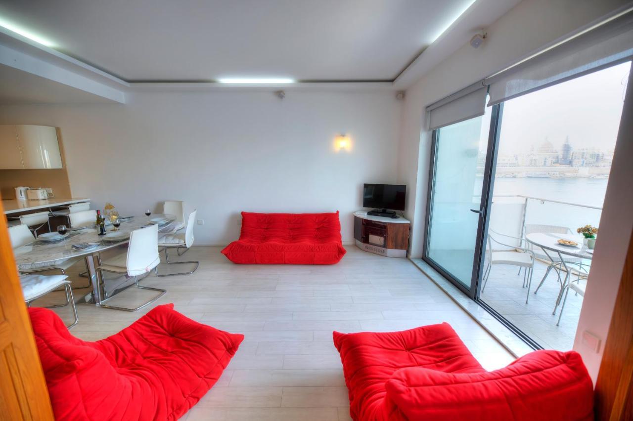 Bright And Spacious 3 Bedroom Apartment with Breathtaking Views - Goslm-5 1