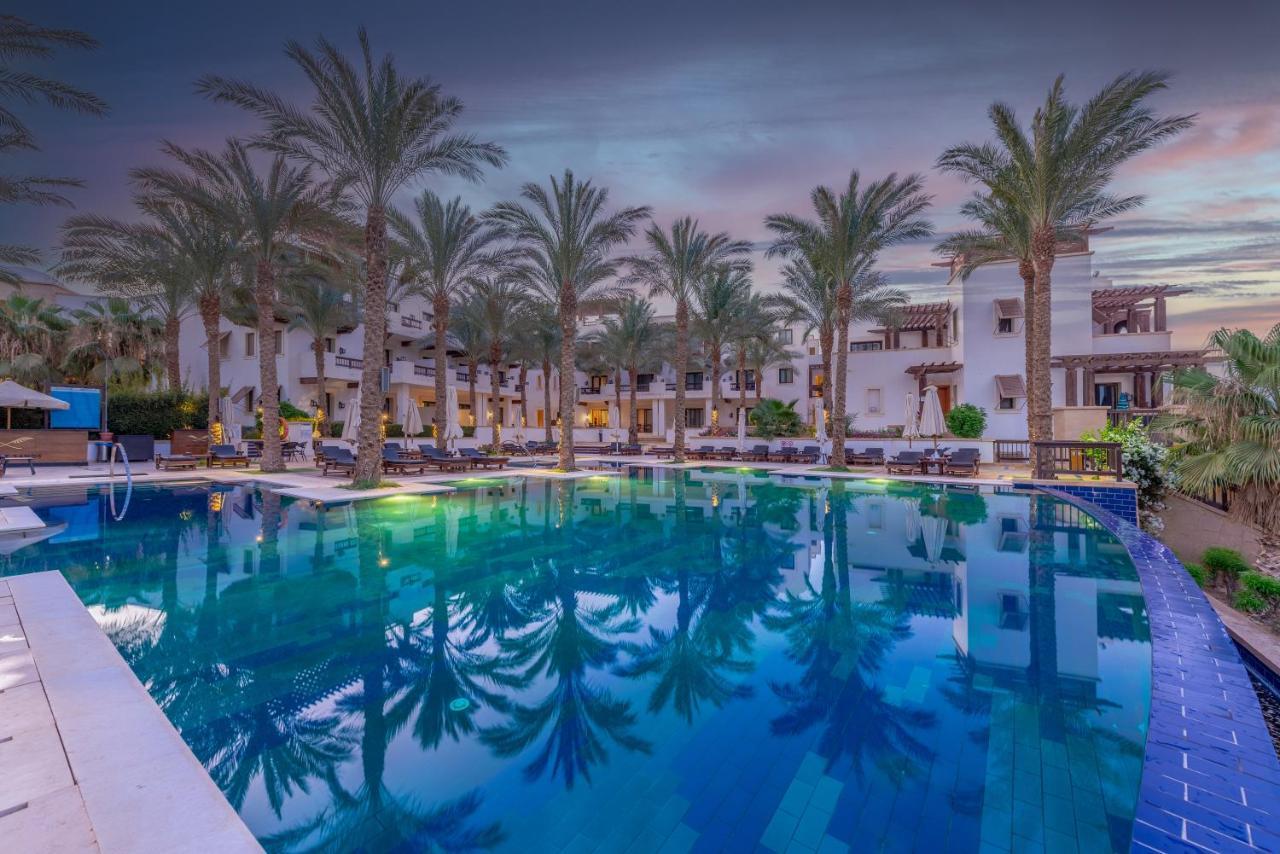 Classy 1-Bedroom Apartment in Ancient Sands with Pool View 1