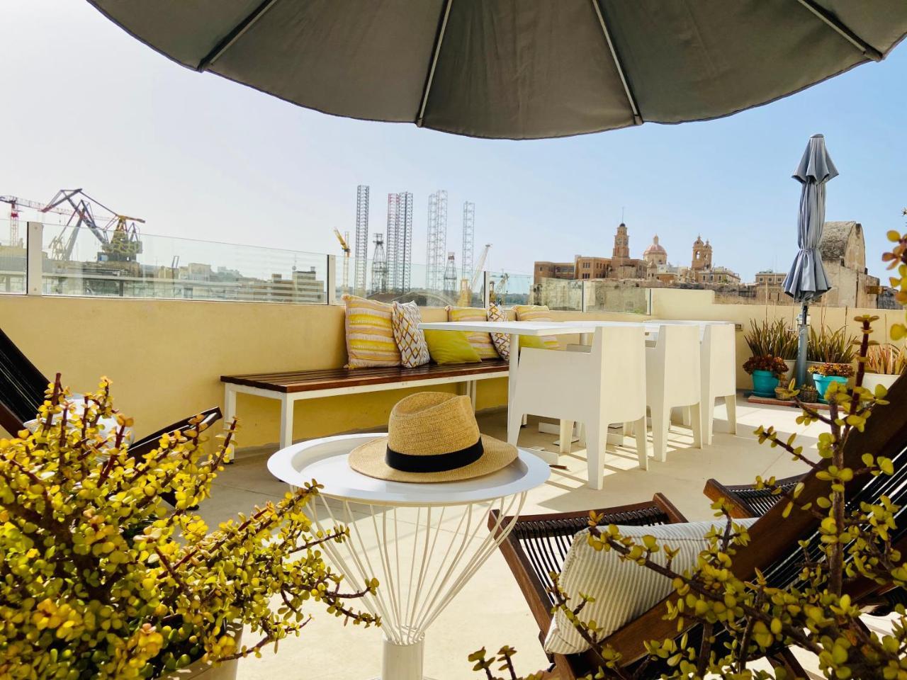 Nelli's B&B (Adults Only)