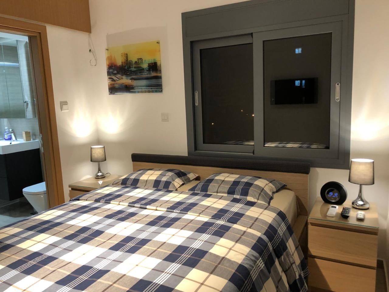 Kennedy Deluxe Suites (Adults Only)