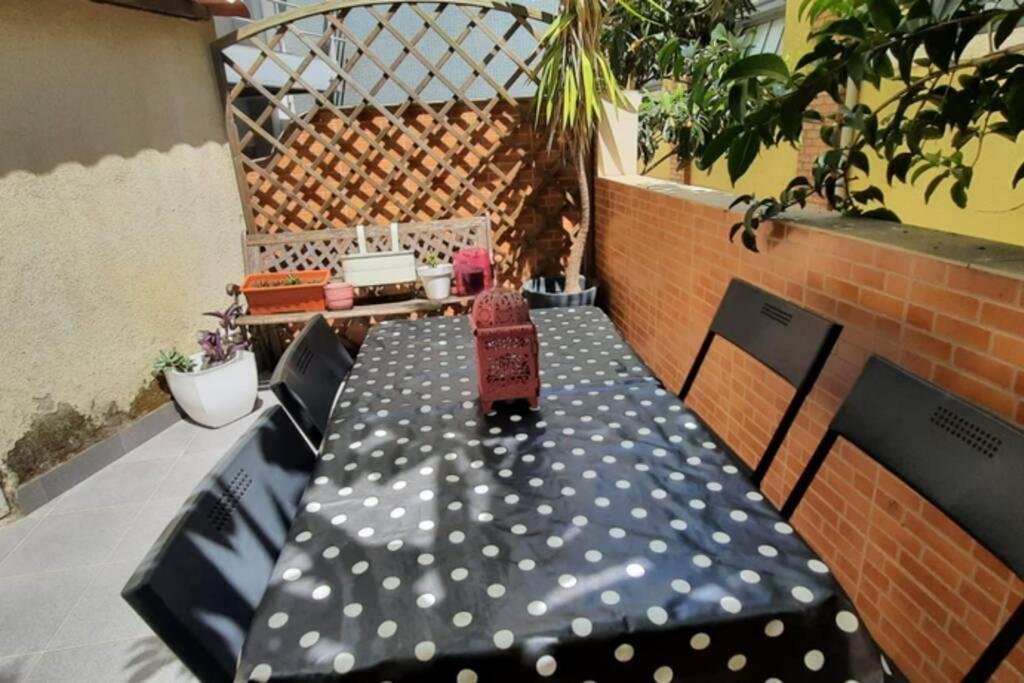 Charming Sunny Terrace / One Bedroom Apartment (Adults Only) 1