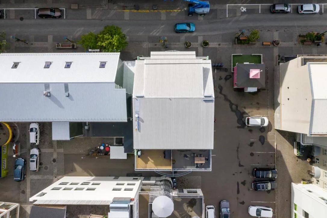 Penthouse on the Main Street, Town Center Akureyri 2