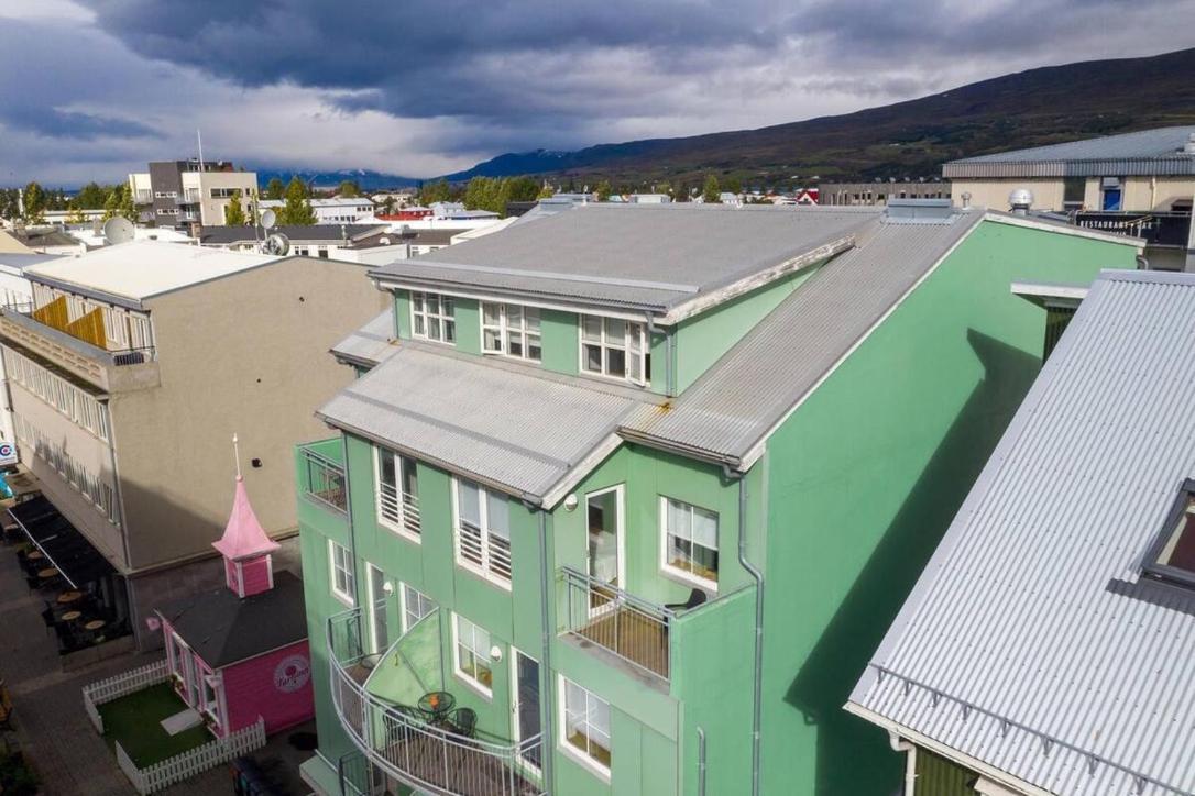 Penthouse on the Main Street, Town Center Akureyri 1