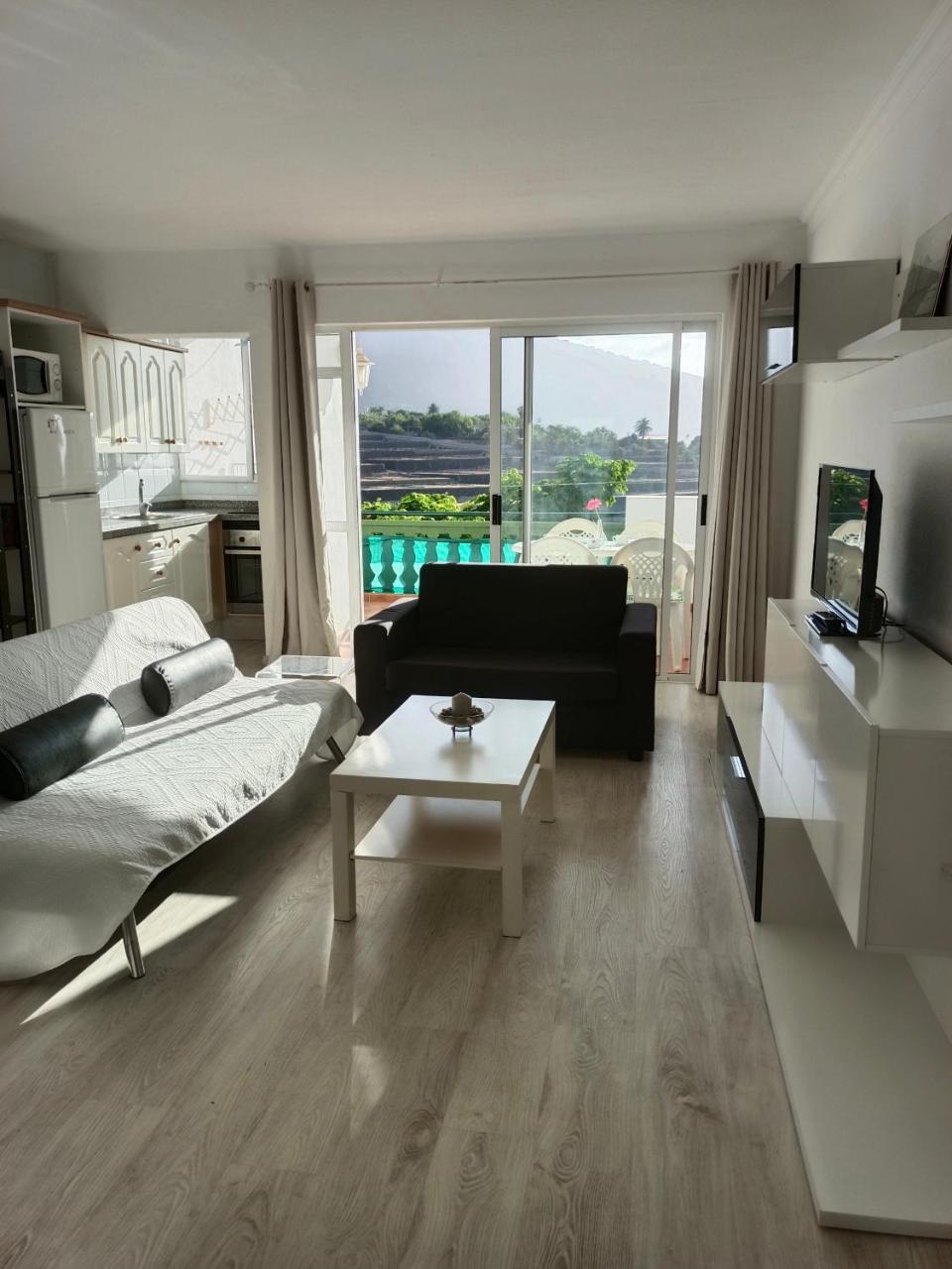 Sunset View in la Romantica, 1