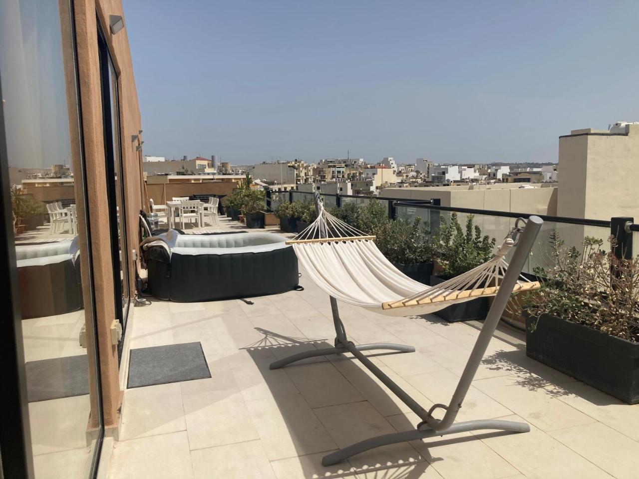 Xl Terrace Penthouse Bbq 200m From the Sea And Square 2