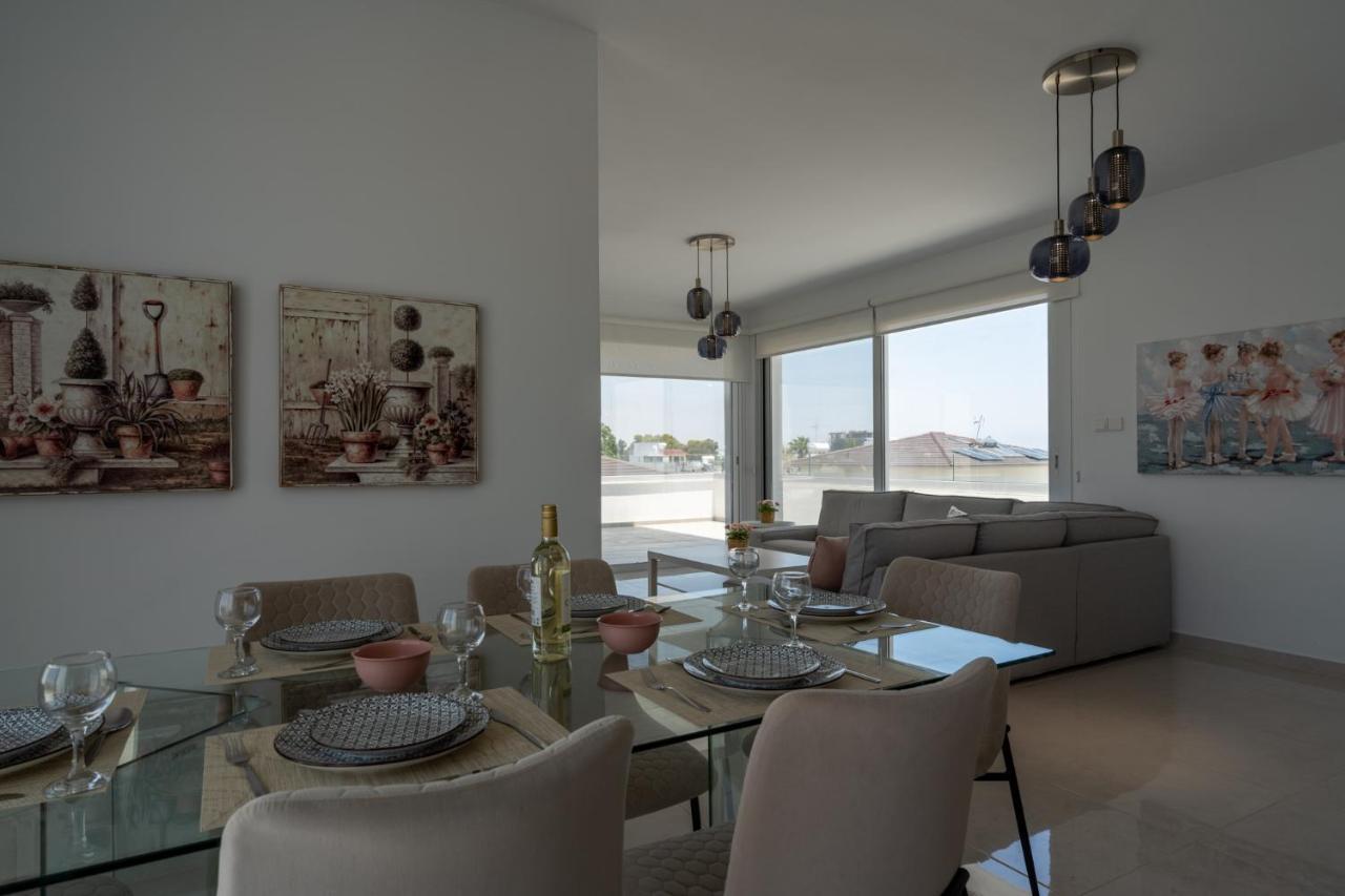 Harmonia 2-Br Apt in Livadia 1