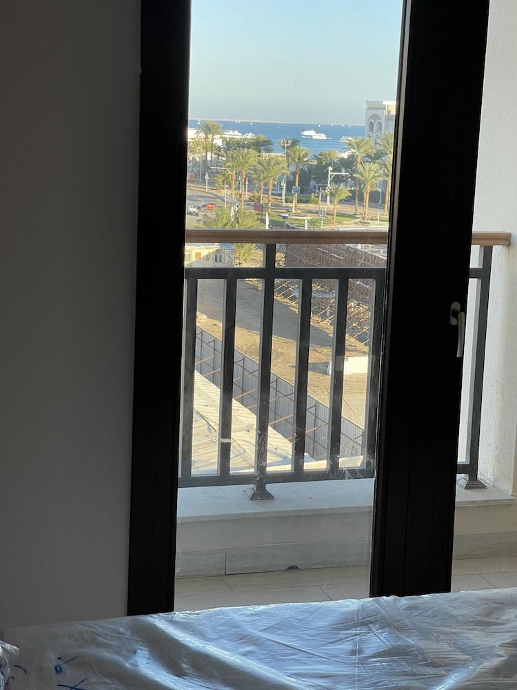 Charming 1-Bed Apartment in Hurghada Aldau Heights 1