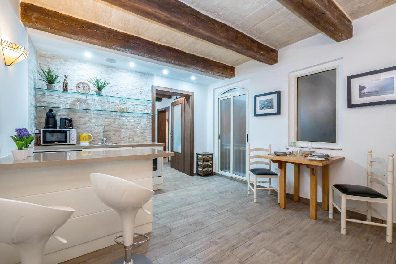 Valletta Main Street Apartment Deluxe