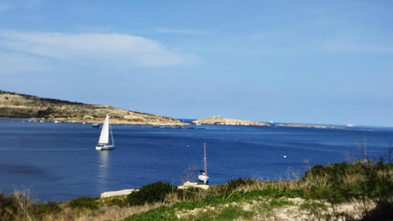 Seafront Apartment at Waters' Edge