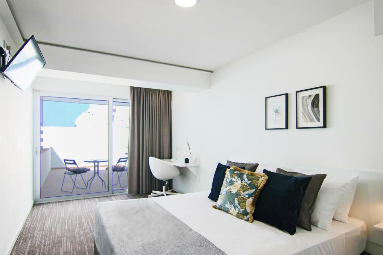 Phaedrus Living: Luxury Suite Nicosia 502 1