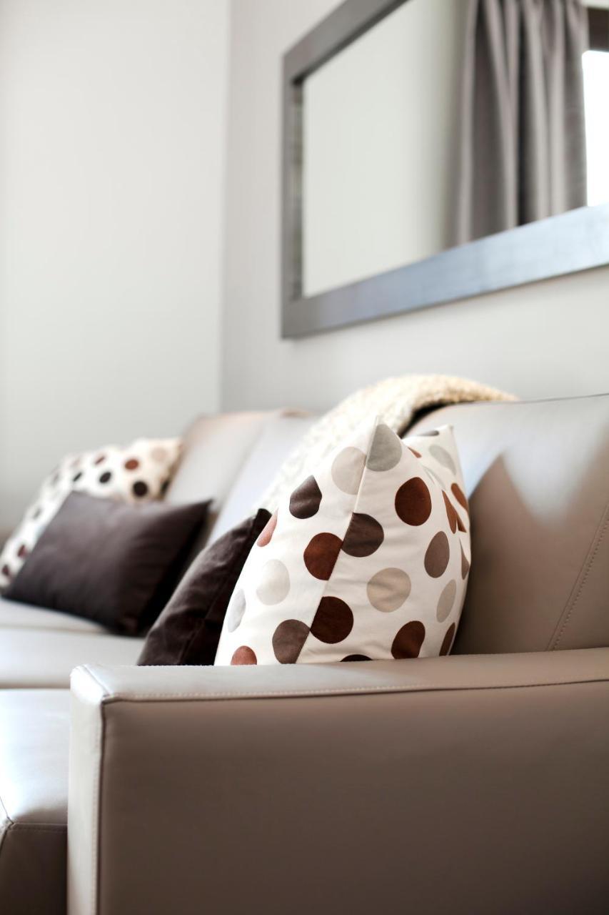 Serennia Apartamentos Ramblas - Placa Catalunya 2