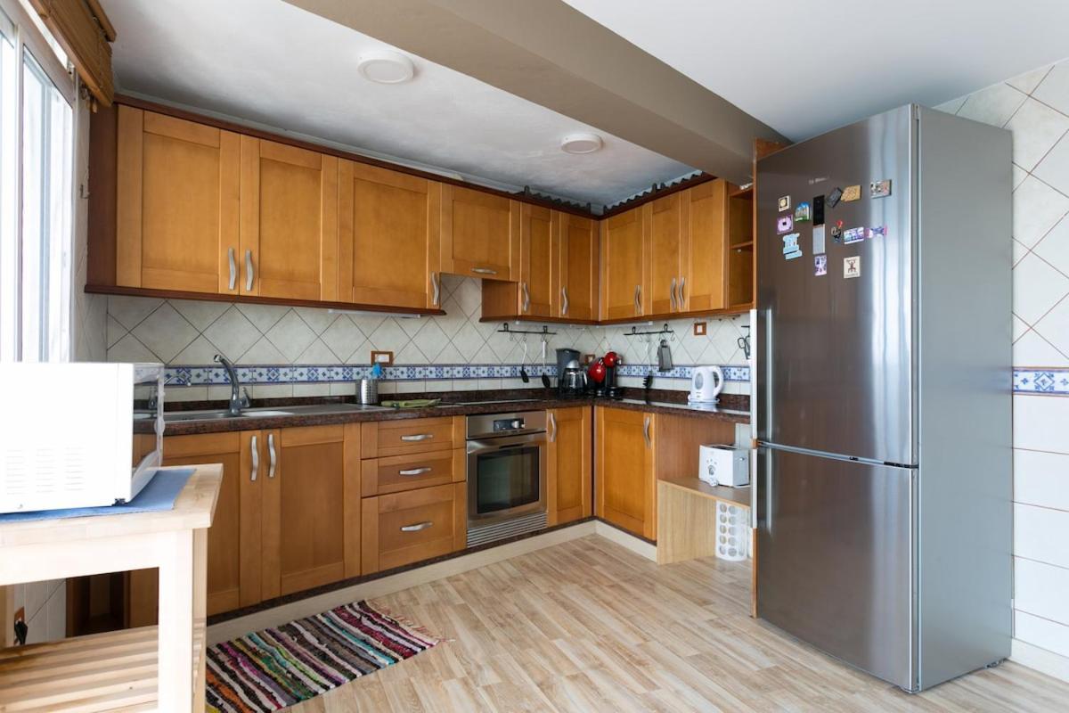 Nice And Comfortable Vacational Apartment with Sea View 2