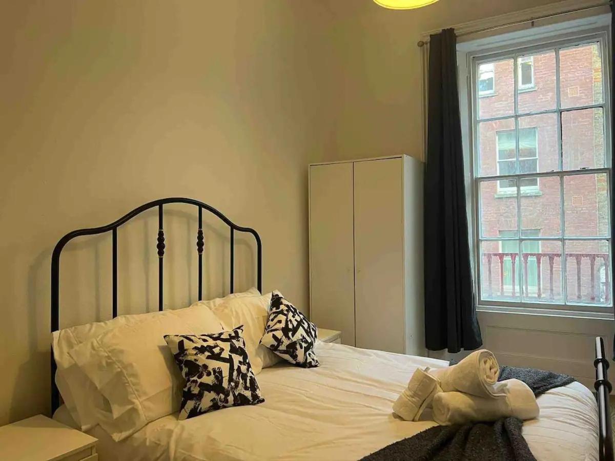 Stay in the Heart of Soho 1