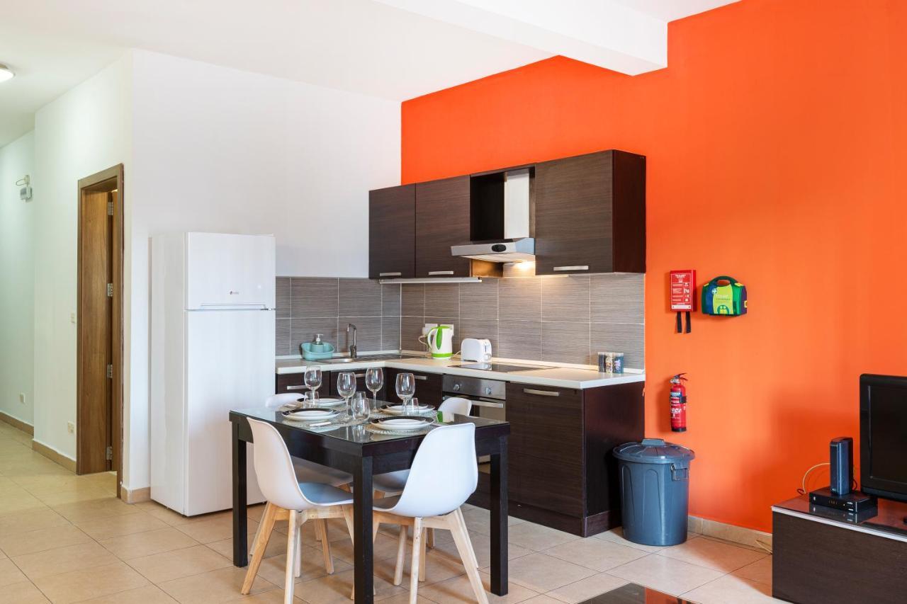 Lovely, Spacious High Floor Apt in Central Pv & AC by 360 Estates 1