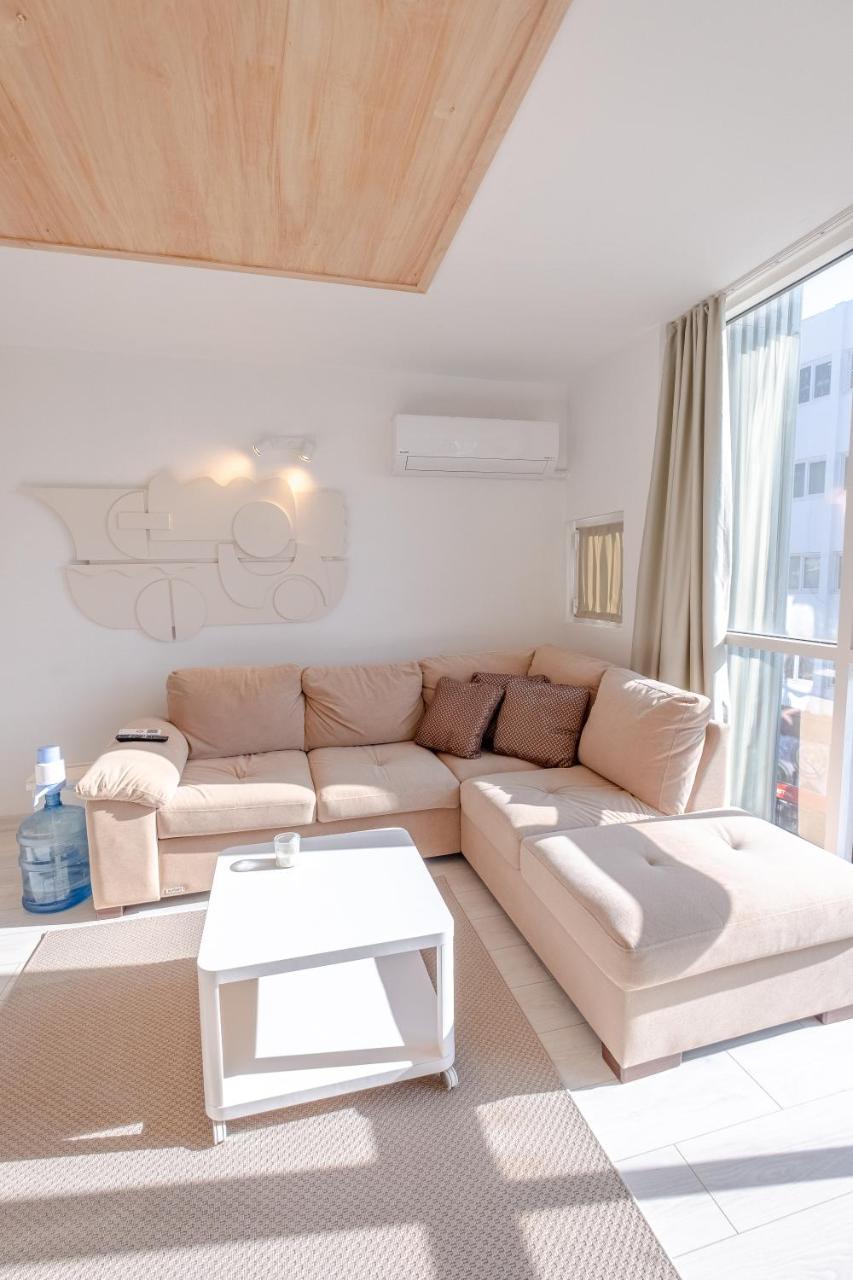 Cozy Japandi- Central & Minimal 2