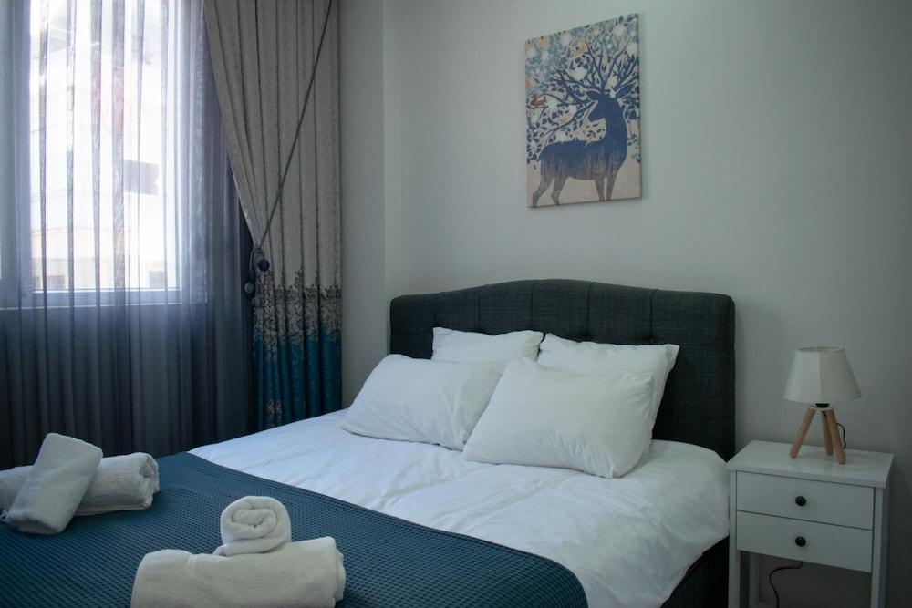 Modern Apartment Near Beach in Muratpasa 1