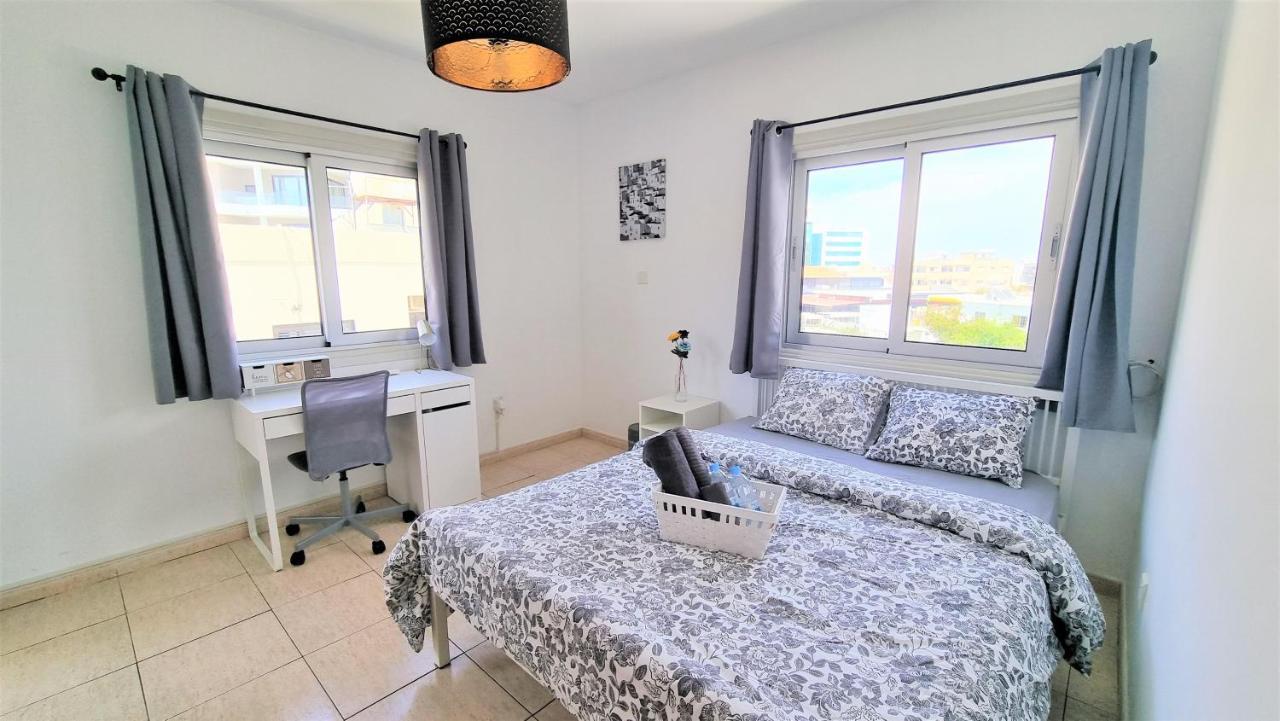 Comfy And Exquisite Rooms in a Shared 3br Apartment Near Main Harbor, City Center 2