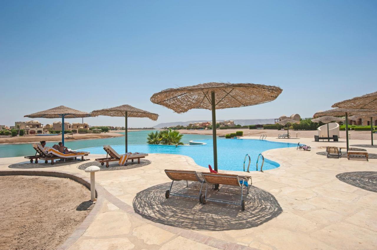 Apartment Overlooking Pool & Lagoon for Rent in Sabina El Gouna Egypt 2