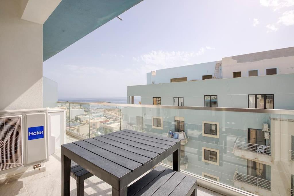 Designer Finished Apt with Private Balcony & Views by 360 Estates 1